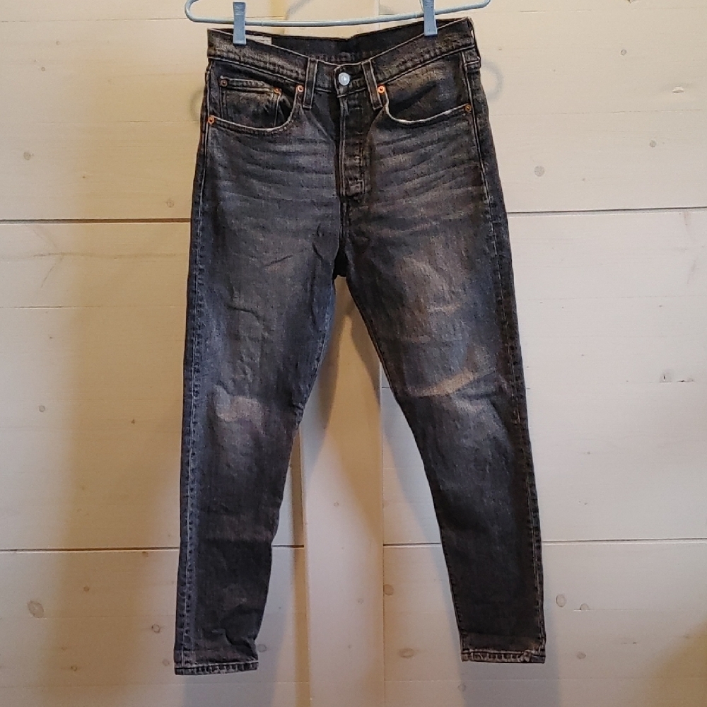 Levi's Black Washed Ankle Jeans